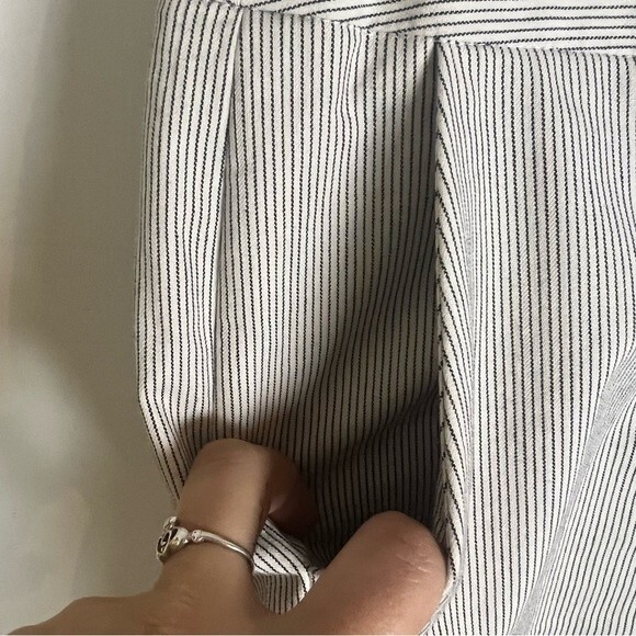 Sandro Striped High Rise Shorts with Pockets Size 10 - Picture 4 of 8